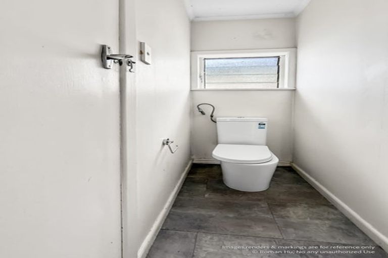 Photo of property in 519a East Coast Road, Murrays Bay, Auckland, 0630