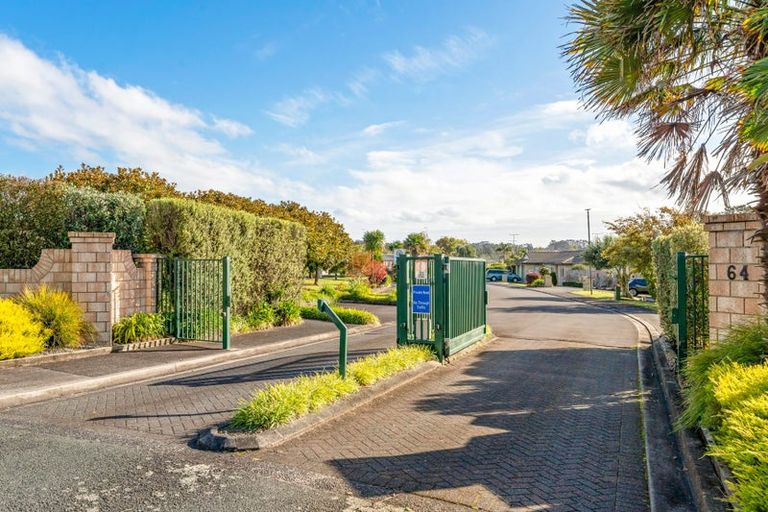 Photo of property in 14/64 Tapu Road, Huapai, Kumeu, 0810