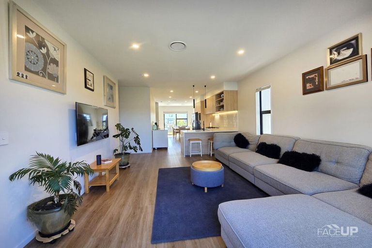 Photo of property in 4 Coast Garden Drive, Hobsonville, Auckland, 0616