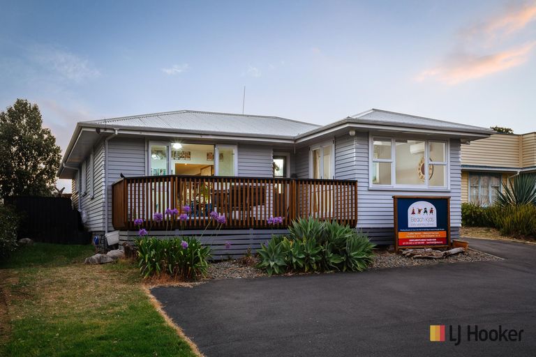 Photo of property in 44 Dillon Street, Waihi Beach, 3611