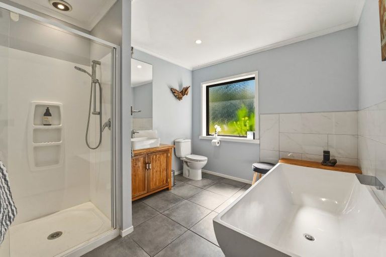 Photo of property in 34 Hepina Heights, Kinloch, Taupo, 3377