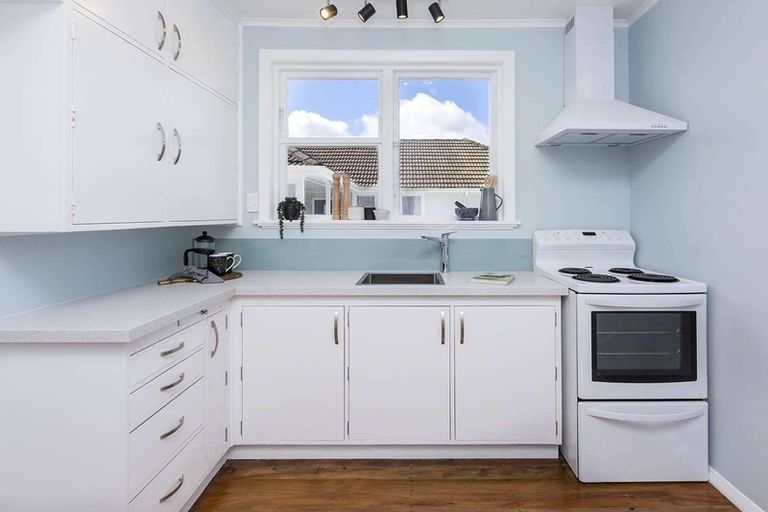 Photo of property in 12 Argyle Grove, Trentham, Upper Hutt, 5018