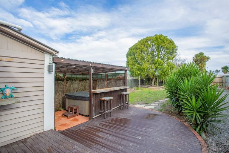 Photo of property in 19 Torrens Road, Hillmorton, Christchurch, 8024