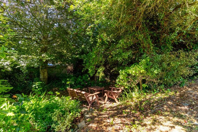 Photo of property in 15 Beaconsfield Road, Portobello, Dunedin, 9014