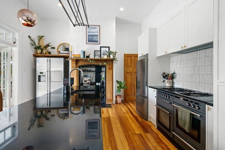 Photo of property in 6 Tiaki Way, Cambridge, 3434