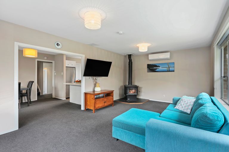 Photo of property in 19 Townshend Crescent, Halswell, Christchurch, 8025