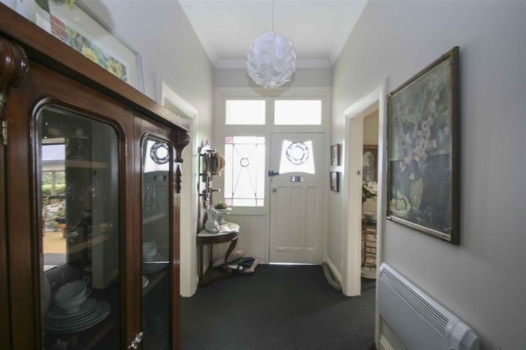 Photo of property in 11 Mitchell Street, Richmond, Invercargill, 9810