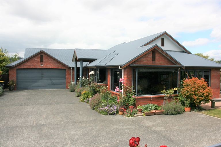 Photo of property in 10 Fenty Place, Mosgiel, 9024