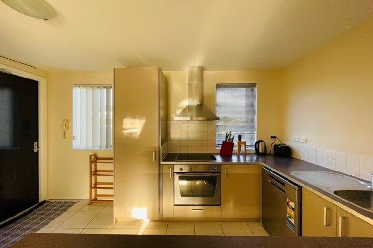 Photo of property in 3/25 Opito Way, East Tamaki, Auckland, 2013