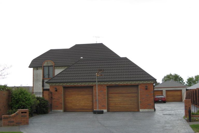 Photo of property in 6 Hinton Place, Rangiora, 7400