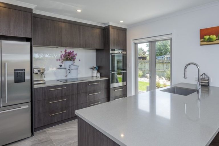 Photo of property in 2 Kilsby Place, Levin, 5510