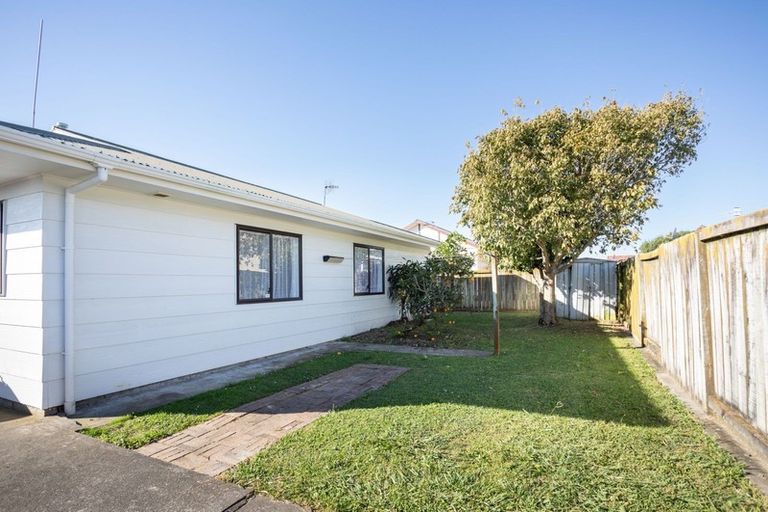 Photo of property in 48a Benmore Avenue, Cloverlea, Palmerston North, 4412
