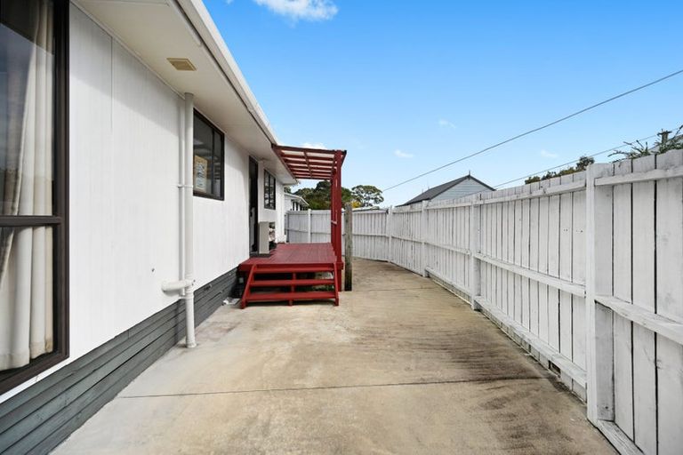 Photo of property in 15 Garland Drive, St Andrews, Hamilton, 3200