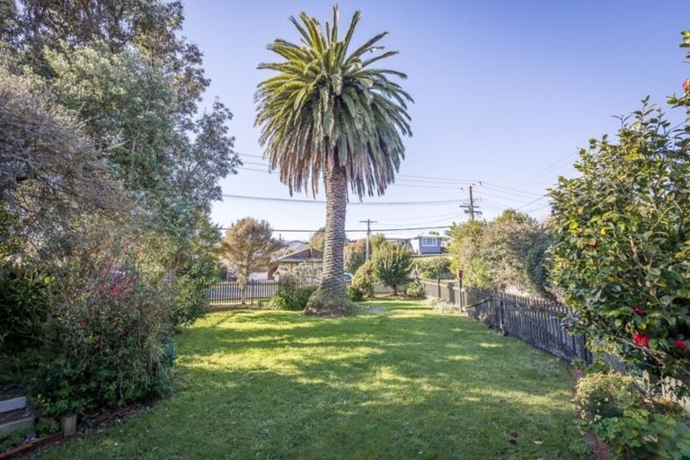 Photo of property in 28a Eatwell Avenue, Paraparaumu Beach, Paraparaumu, 5032