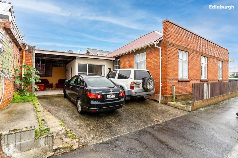 Photo of property in 122 Frederick Street, North Dunedin, Dunedin, 9016