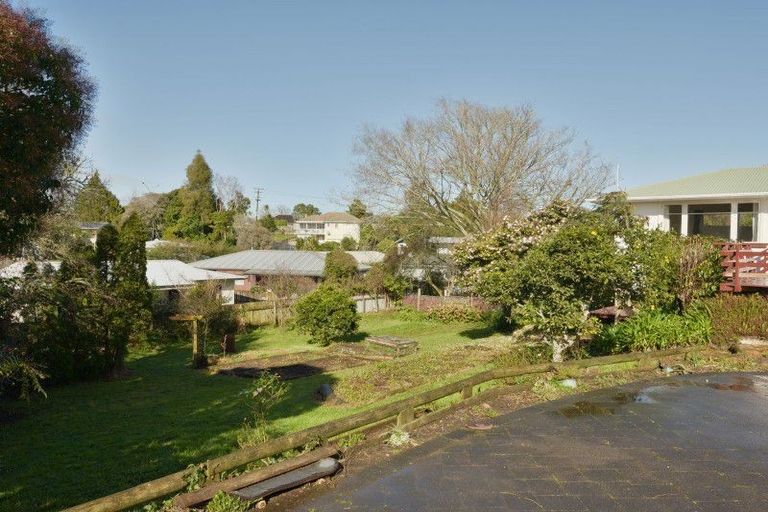 Photo of property in 9 Clark Place, Hillcrest, Hamilton, 3216