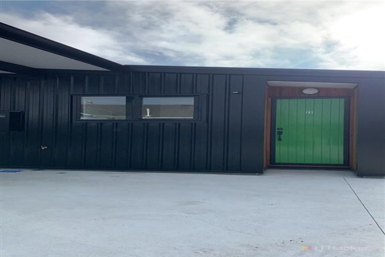 Photo of property in 8b Holmes Street, Waimate, 7924