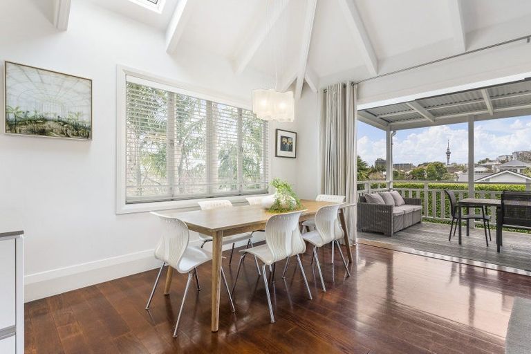 Photo of property in 15 Grosvenor Street, Grey Lynn, Auckland, 1021