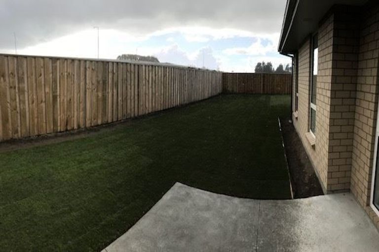 Photo of property in 10 Atap Place, Northwood, Christchurch, 8051