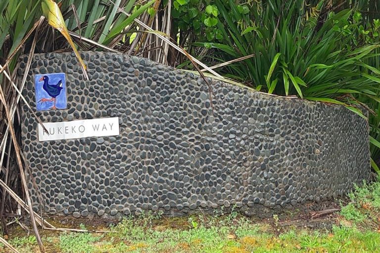 Photo of property in 7 Pukeko Way, Whiritoa, Whangamata, 3691