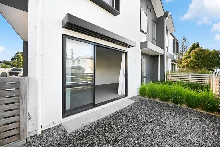 Photo of property in 1/3 Dowding Street, Melville, Hamilton, 3206