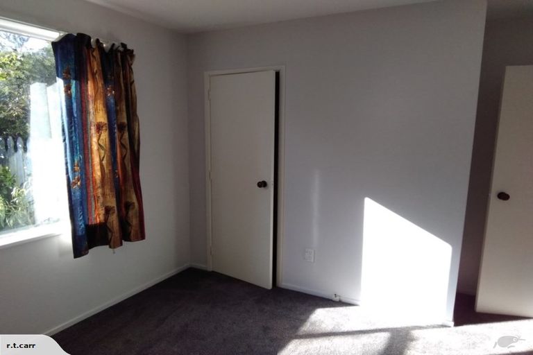 Photo of property in 96 Queenspark Drive, Parklands, Christchurch, 8083