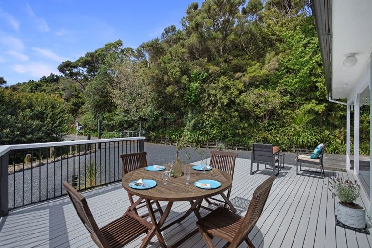 Photo of property in 42 Seaview Road, Paihia, 0200
