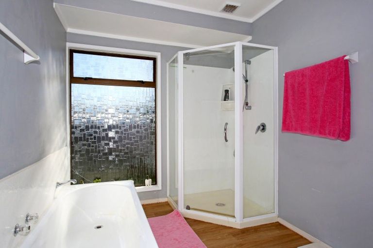 Photo of property in 7b Kelvin Road, Papakura, 2110