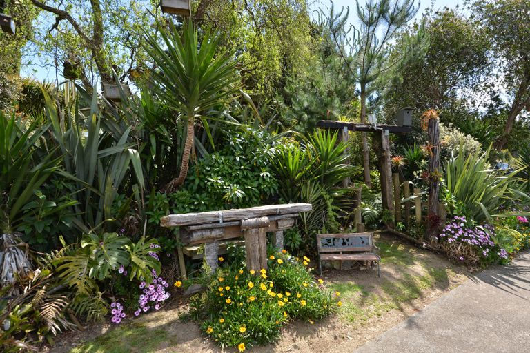 Photo of property in 135 King Street, Hikurangi, 0114