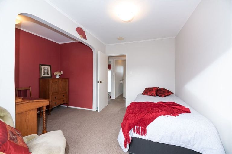 Photo of property in 58 Lynden Avenue, Hillcrest, Auckland, 0627