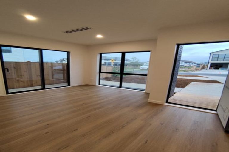 Photo of property in 31 Ascent Street, Flat Bush, Auckland, 2019