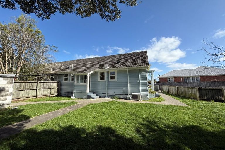 Photo of property in 16 Karamu Street, Upper Riccarton, Christchurch, 8041