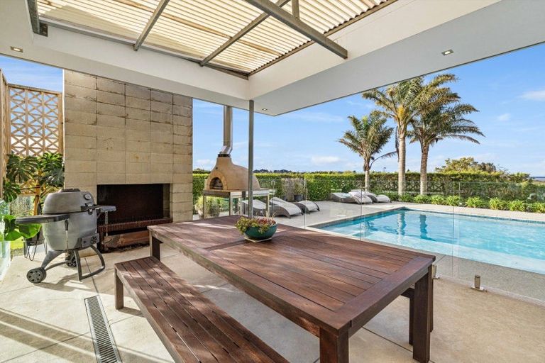 Photo of property in 261c Walker Road East, Aongatete, 3178