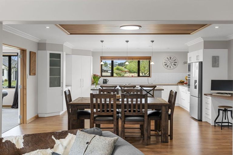 Photo of property in 3 Cathcart Crescent, Prebbleton, 7604