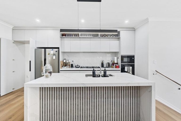 Photo of property in 63 Koromeke Street, Flat Bush, Auckland, 2019