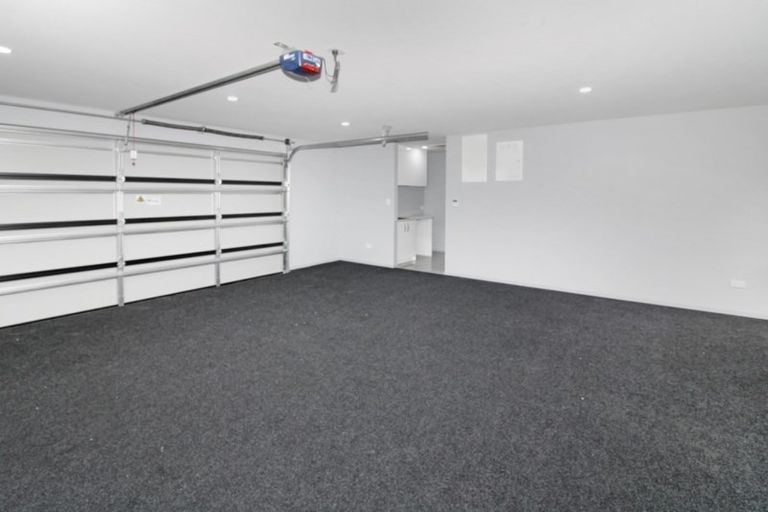 Photo of property in 2 Frederick Place, Whalers Gate, New Plymouth, 4310