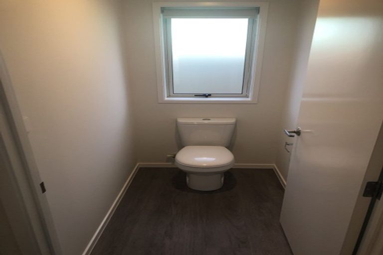 Photo of property in 221 Te Okuroa Drive, Papamoa, 3118