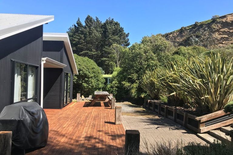 Photo of property in 4 Pari Street, Aramoana, Port Chalmers, 9082
