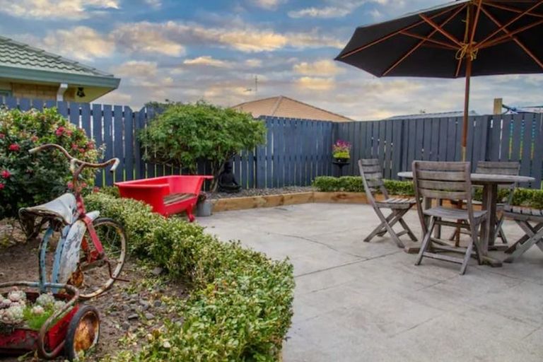 Photo of property in 22 Ocean Crest, Papamoa Beach, Papamoa, 3118