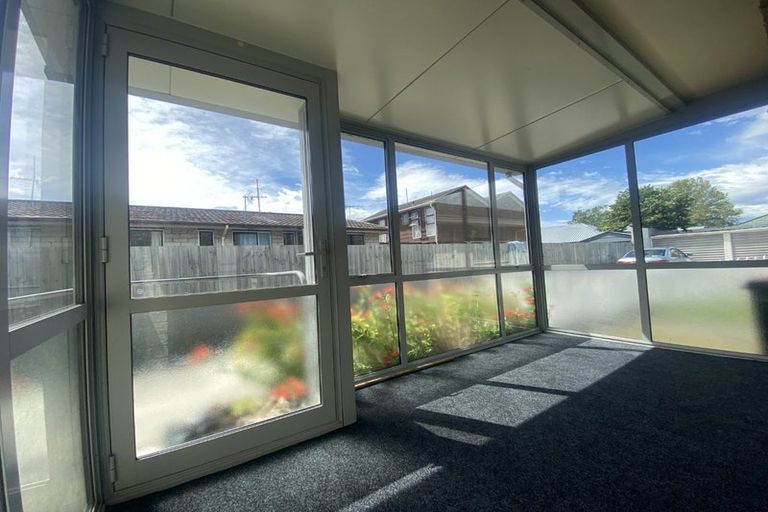 Photo of property in 2/12 Peer Street, Upper Riccarton, Christchurch, 8041
