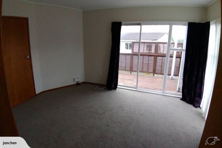 Photo of property in 6 Lauris Place, Birkdale, Auckland, 0626