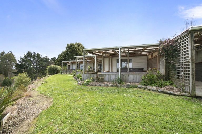 Photo of property in 476 Finnis Road, Pohangina, Feilding, 4775