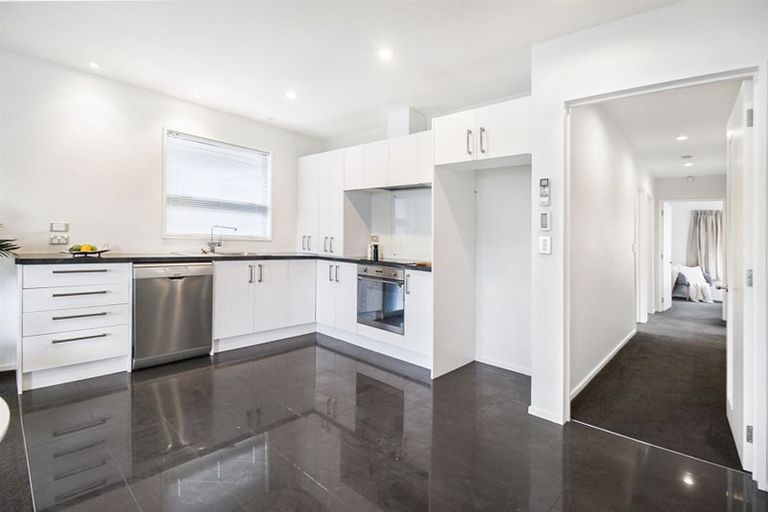 Photo of property in 8 Capil Court, Halswell, Christchurch, 8025