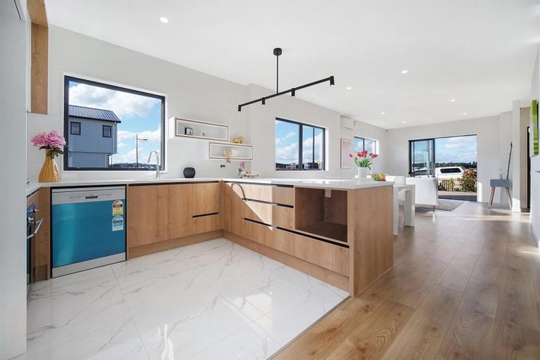 Photo of property in 47 Kaha Road, Papakura, 2110