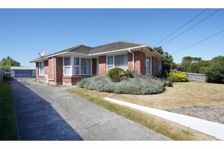 Photo of property in 95 Kendal Avenue, Burnside, Christchurch, 8053