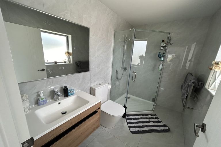 Photo of property in 19 St Claire Road, Silverdale, 0932