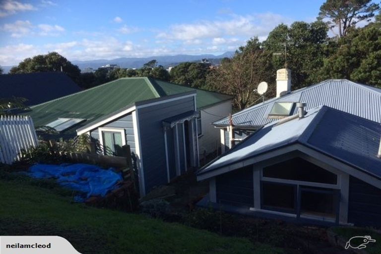 Photo of property in 21 Patanga Crescent, Thorndon, Wellington, 6011