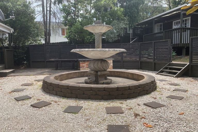 Photo of property in 27a Wairau Road, Picton, 7220