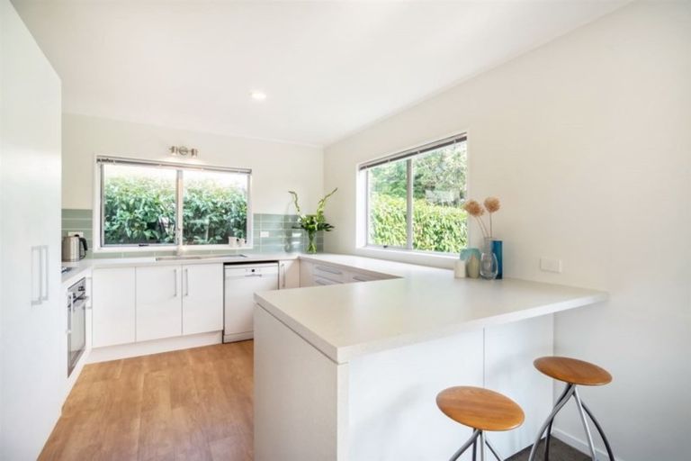 Photo of property in 3/5 Glade Place, Birkenhead, Auckland, 0626