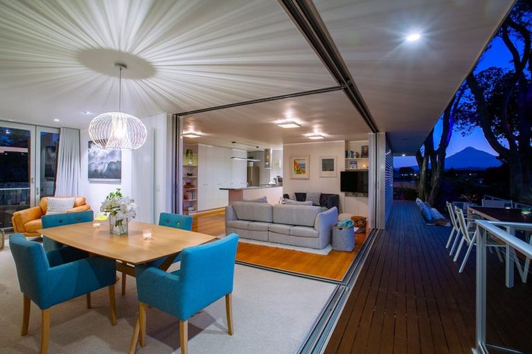 Photo of property in 120b Pioneer Road, Moturoa, New Plymouth, 4310